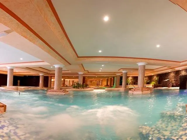 Bull Vital & Boutique - Only Adults Hotel